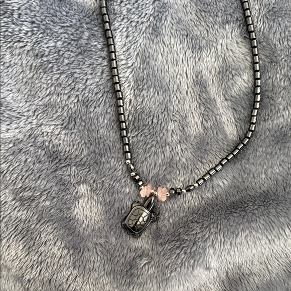 Elegant Silver and Pink Beaded Necklace - Picture 4 of 4